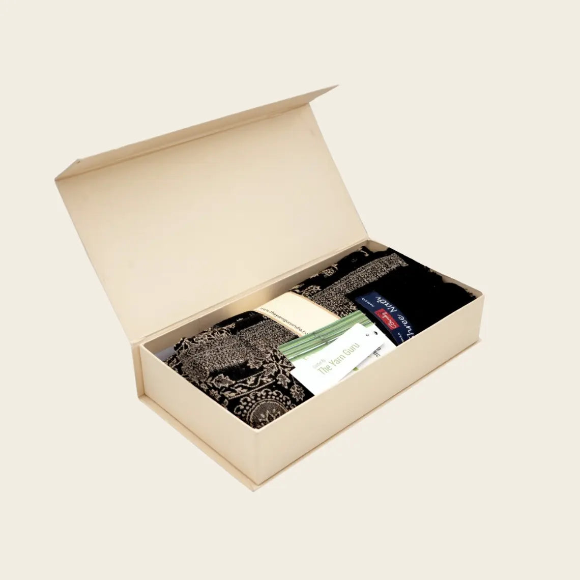Black Stole and Shawl – Elegant, Soft & Versatile Wrap for All Occasions Bambzi