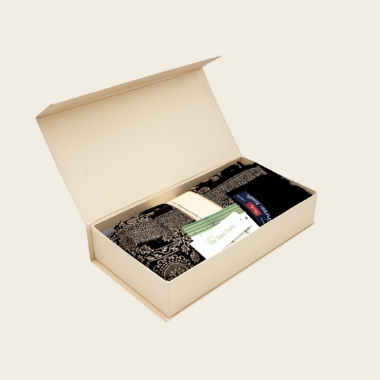 Black Stole and Shawl – Elegant, Soft & Versatile Wrap for All Occasions